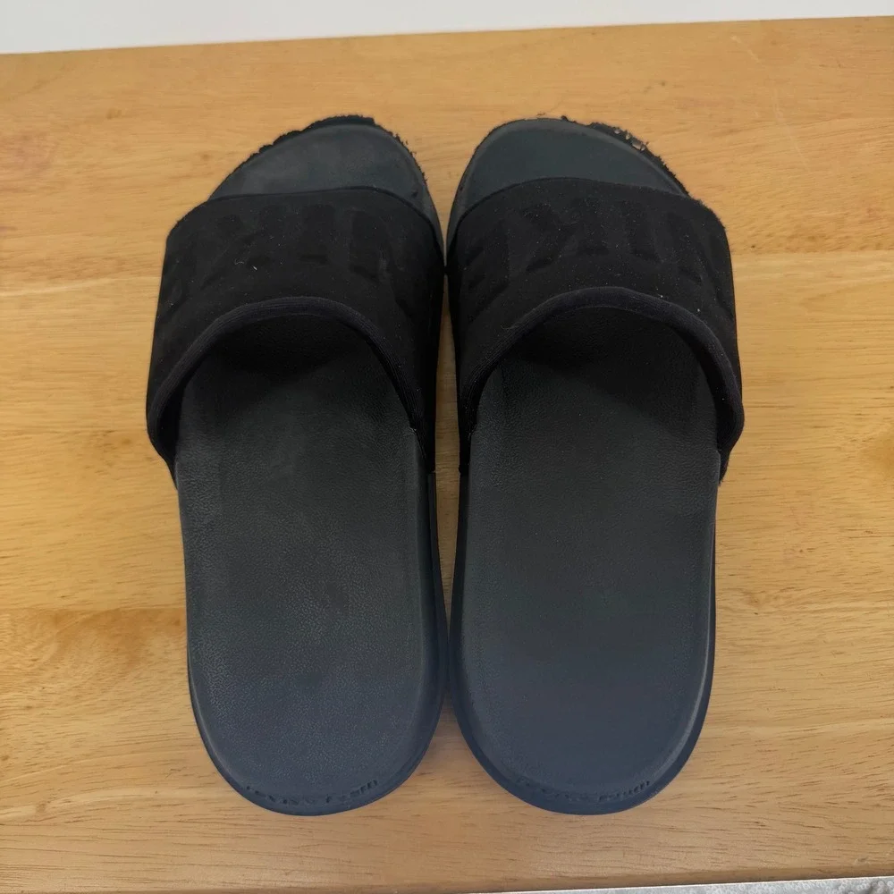 Nike Offcourt Slide Men 8 Black Sandals Sporty Casual Gorpcore Comfort Slip On
